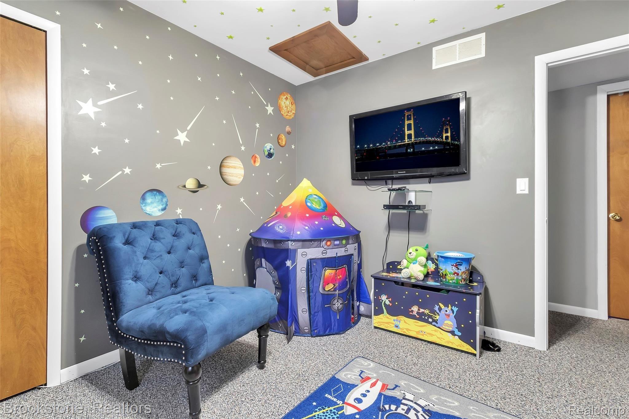 13926 Stephens Road Warren, MI 48089 - Photo 25 of 34 13926-Stephens-Rd-WindowStill-Real-Estate-Photography-25.jpg