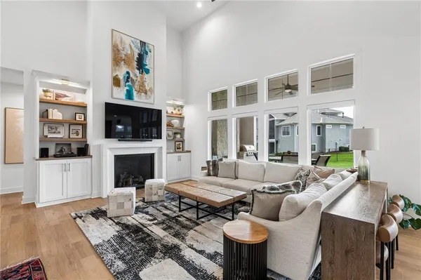 $1,674,950 | 10711 West 173rd Terrace, Overland Park, KS 66221