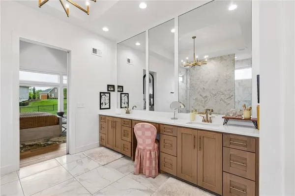 $1,674,950 | 10711 West 173rd Terrace, Overland Park, KS 66221