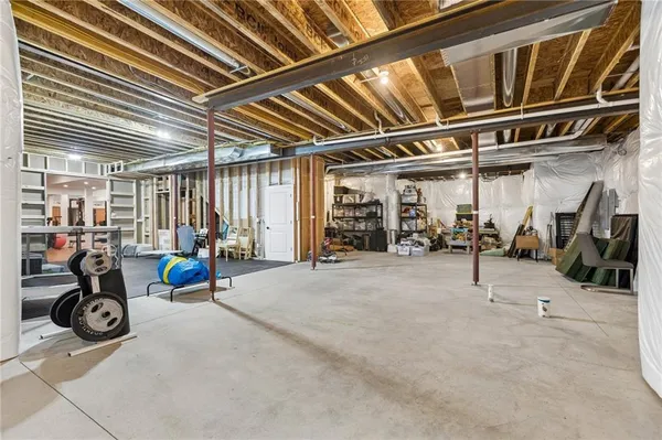 $1,674,950 | 10711 West 173rd Terrace, Overland Park, KS 66221