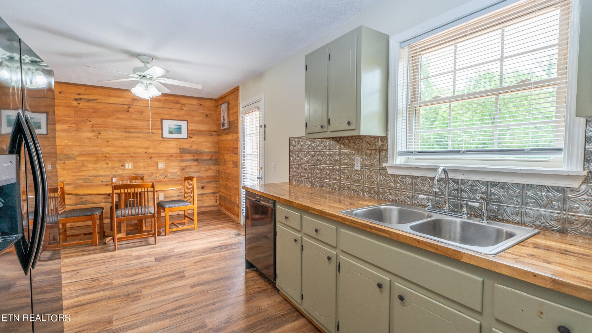 334 Whittenburg Road Crossville, TN 38571 - Photo 10 of 32