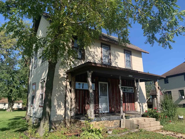 $129,900 | W12350 Highway 16, Columbus, WI 53925