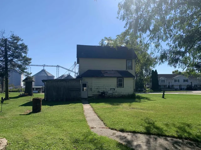 $129,900 | W12350 Highway 16, Columbus, WI 53925