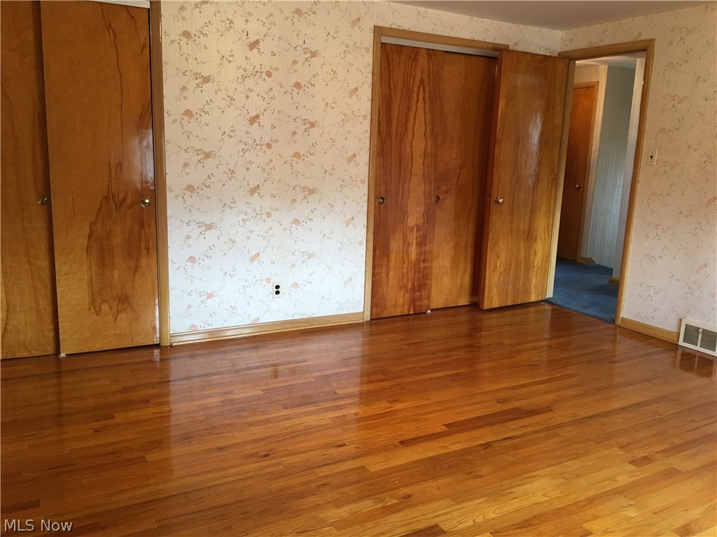 3865 Faversham Road Cleveland, OH 44118 - Photo 6 of 12 Gallery Image 6
