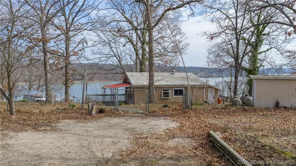 $134,900 | 30560 Pecan Drive, Edwards, MO 65326