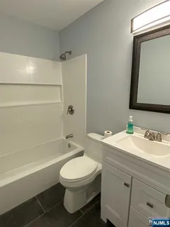 $2,150 | 1417 Faulkner Court, Mahwah, NJ 07430