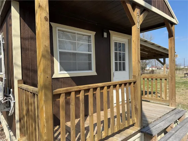 $114,995 | 400 South Mignonette Street, Kosse, TX 76653