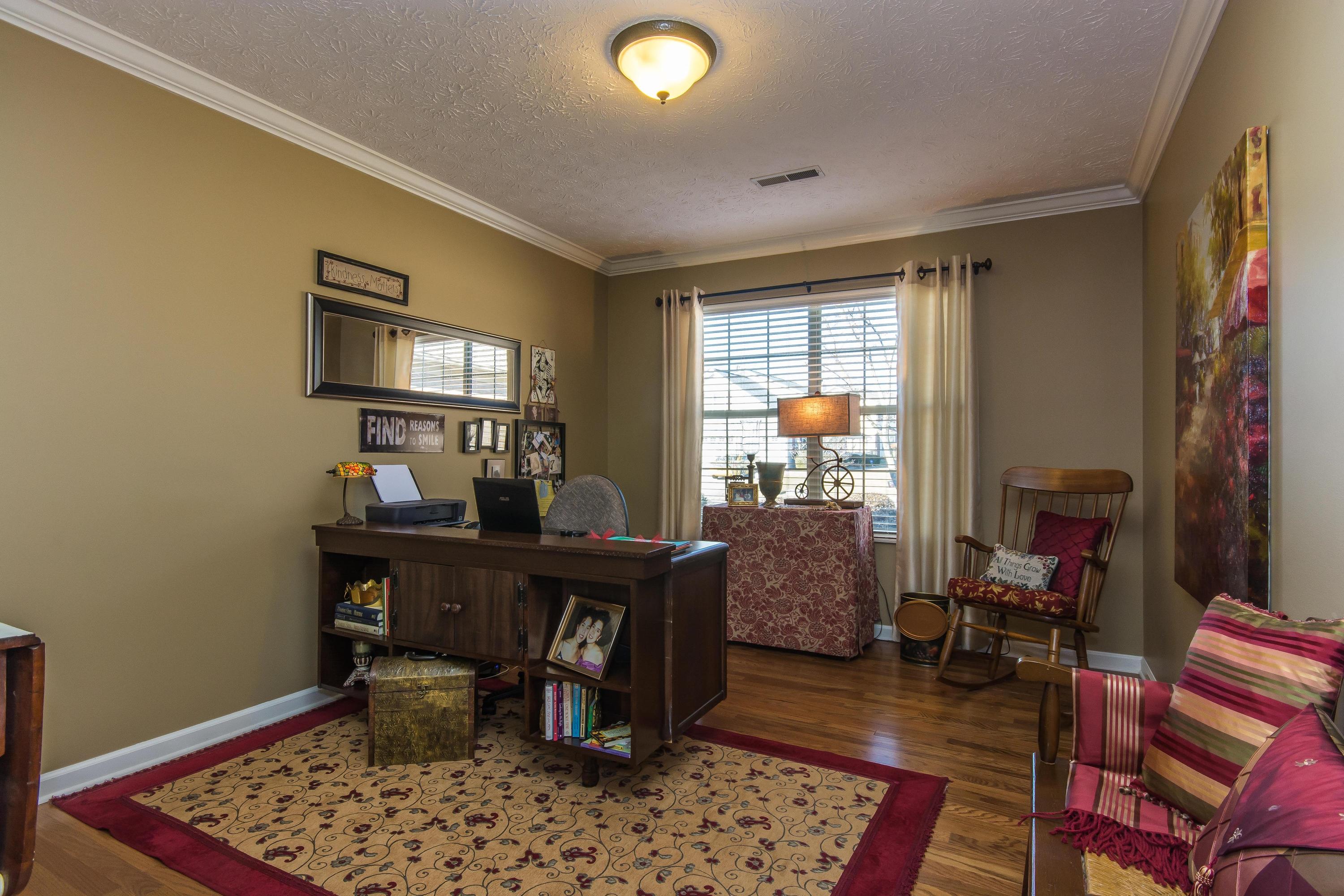 10024 Double Tree Road Knoxville, TN 37932 - Photo 9 of 32 10024 Double Tree Road-MLS_Size-010-Offi