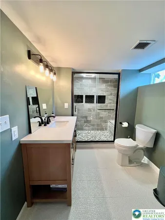 $2,300 | 2121 7th Street, Bethlehem, PA 18020