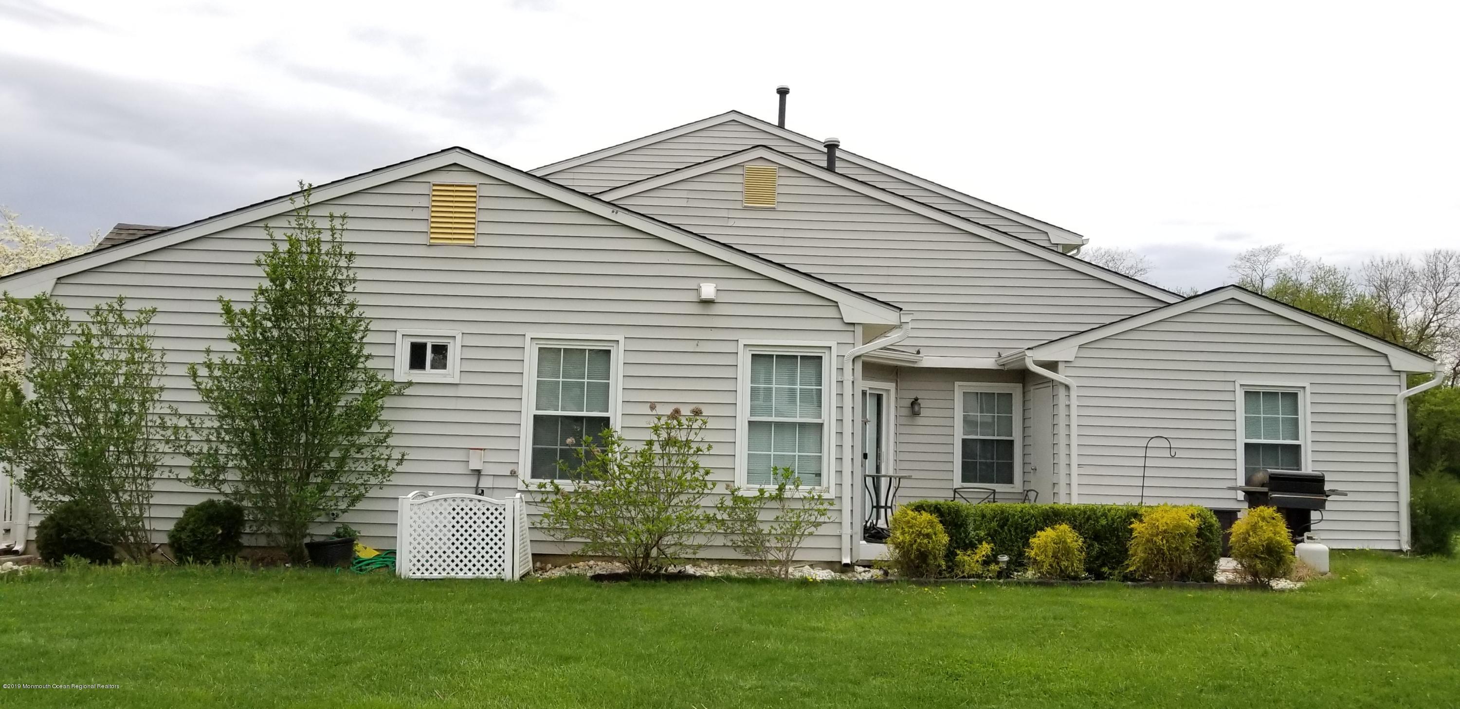 1 Sloop Square Freehold, NJ 07728 - Photo 2 of 14 20190425_143428