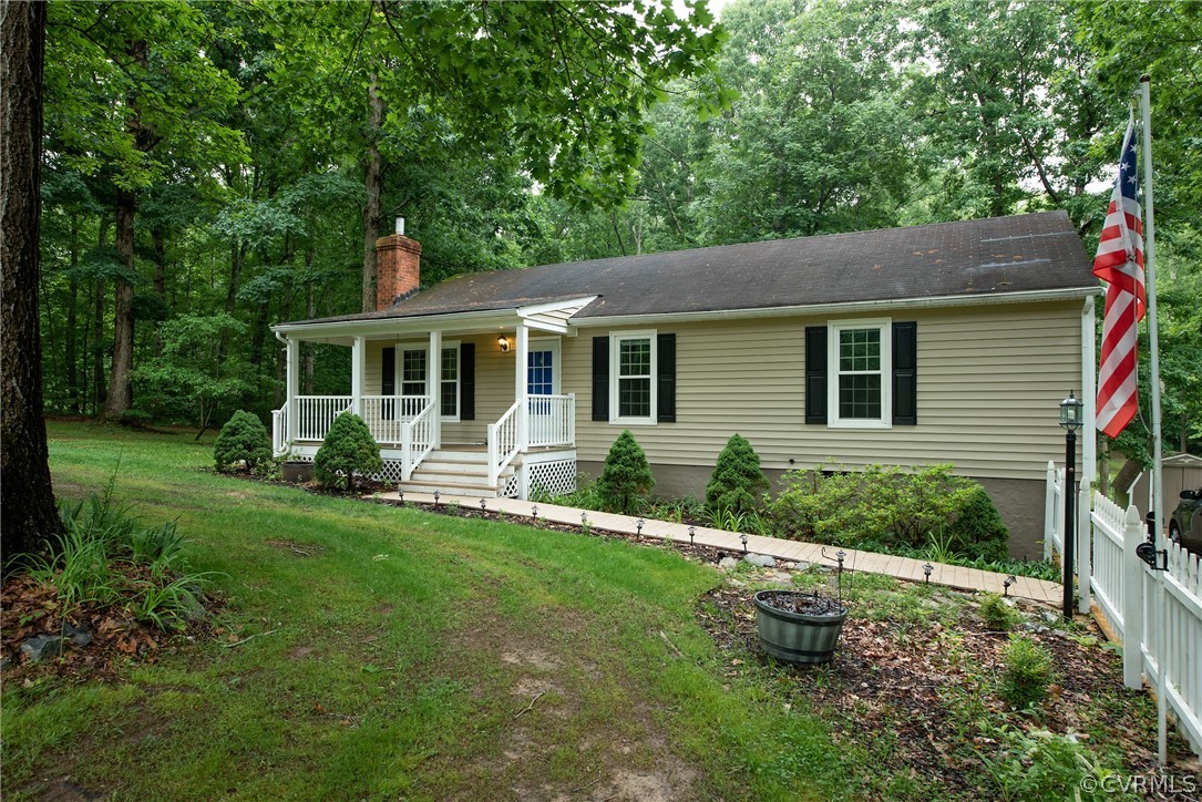 3065 Broad St Road Gum Spring, VA 23065 - Photo 3 of 50