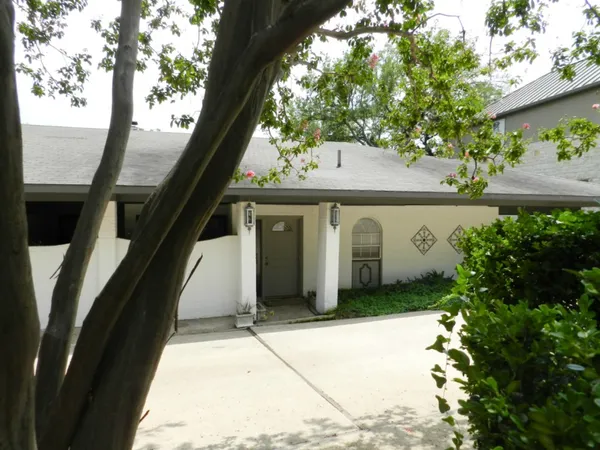 $2,949 | 3713 Meredith Street, Austin, TX 78703