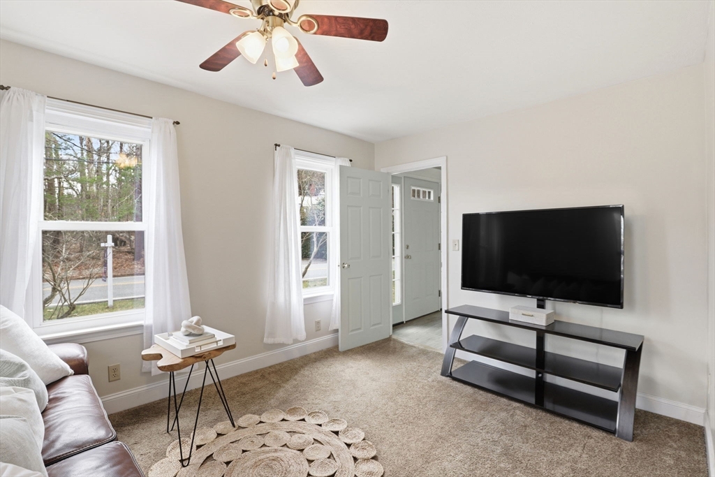 55 Hanover Street Hanover, MA 02339 - Photo 12 of 36