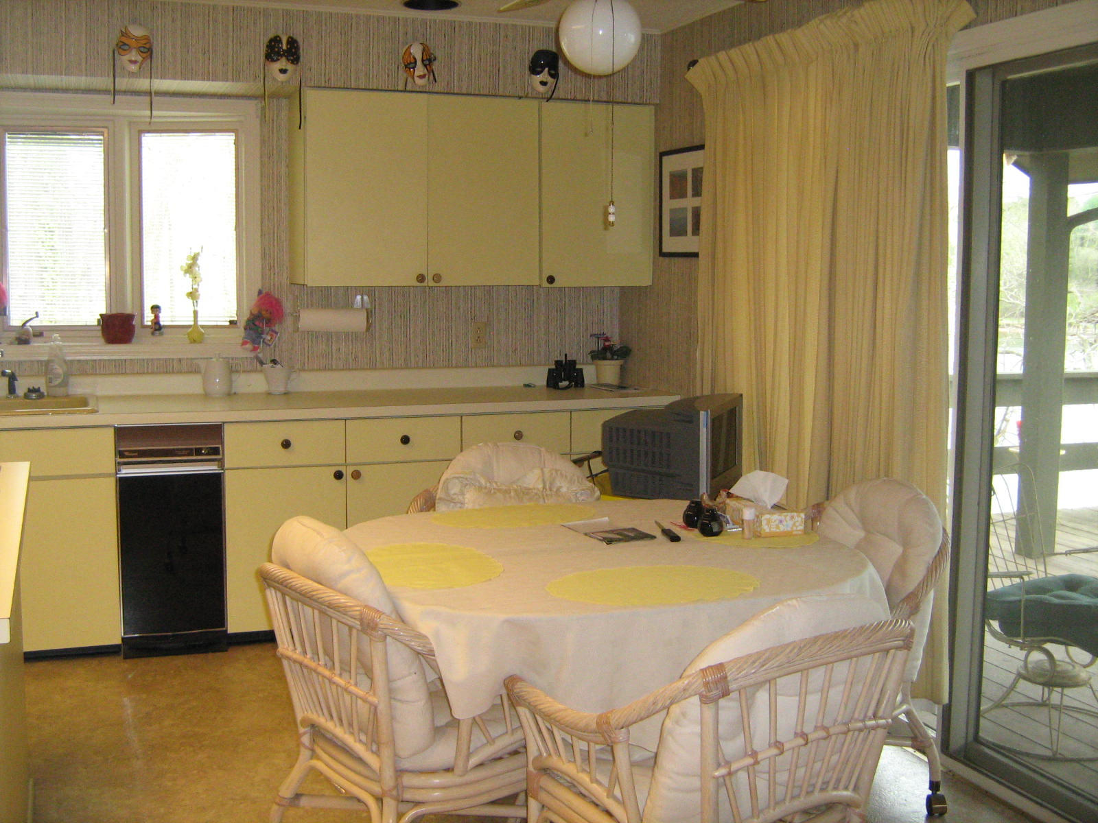 4746 Brooksview Road Lenoir City, TN 37772 - Photo 24 of 26 Breakfast Area