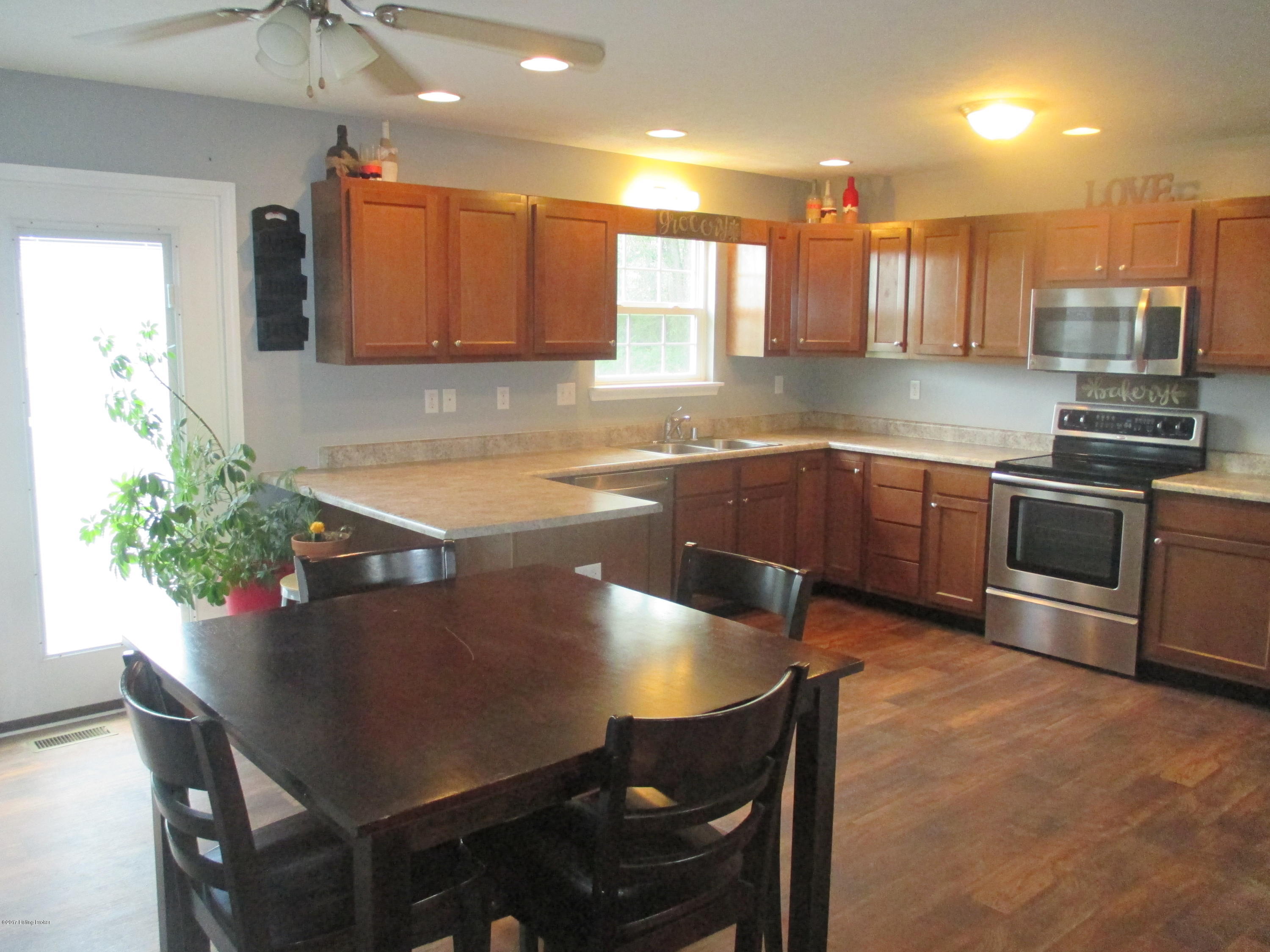 547 Fuller Road Elizabethtown, KY 42701 - Photo 9 of 16 008