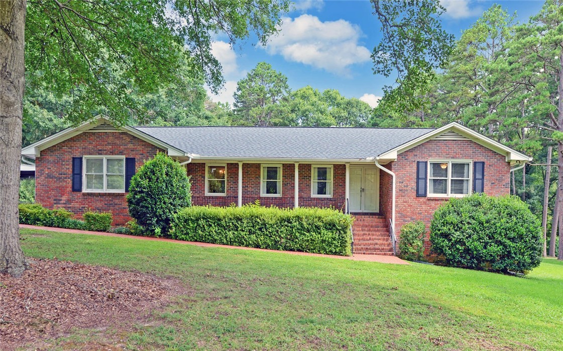 76 Rowland Road Hartwell, GA 30643 - Photo 1 of 39