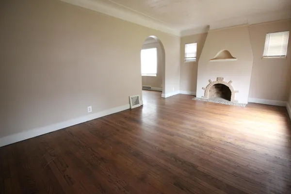 $155,000 | 1681 Lafayette Boulevard, Lincoln Park, MI 48146