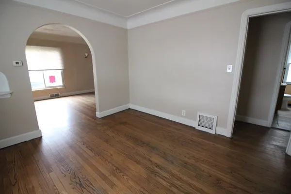 $155,000 | 1681 Lafayette Boulevard, Lincoln Park, MI 48146