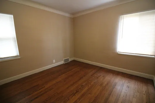 $155,000 | 1681 Lafayette Boulevard, Lincoln Park, MI 48146