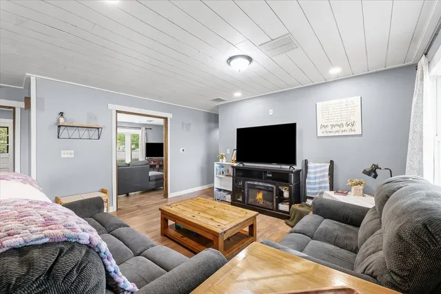 $239,900 | 402 West Main Street, Ogden, IL 61859