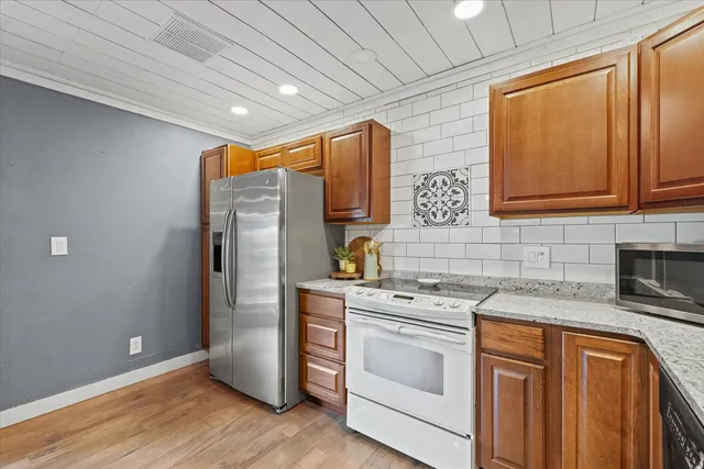 $239,900 | 402 West Main Street, Ogden, IL 61859