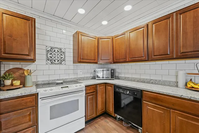 $239,900 | 402 West Main Street, Ogden, IL 61859