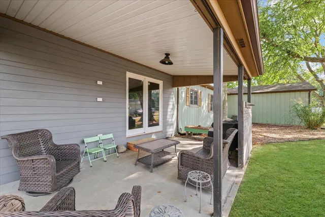 $239,900 | 402 West Main Street, Ogden, IL 61859