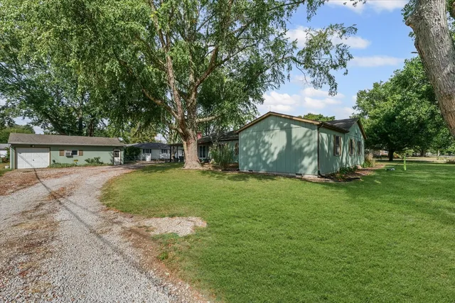 $239,900 | 402 West Main Street, Ogden, IL 61859