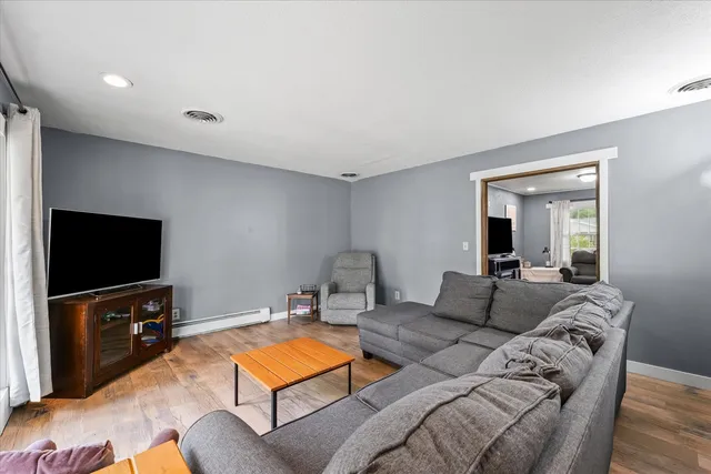 $239,900 | 402 West Main Street, Ogden, IL 61859