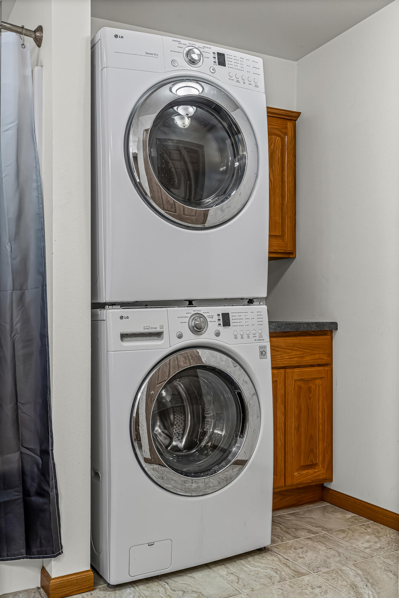 228 Rhyme Street West Salem, WI 54669 - Photo 32 of 34 Washer & Dryer included