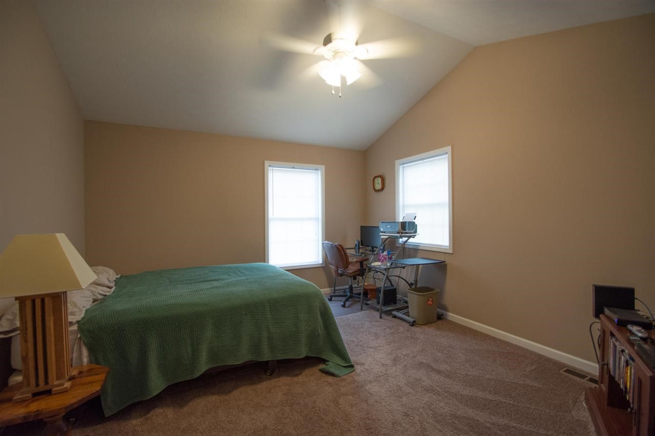 2586 South Flat Rock Road Bloomington, IN 47403 - Photo 12 of 20 Gallery Image 12