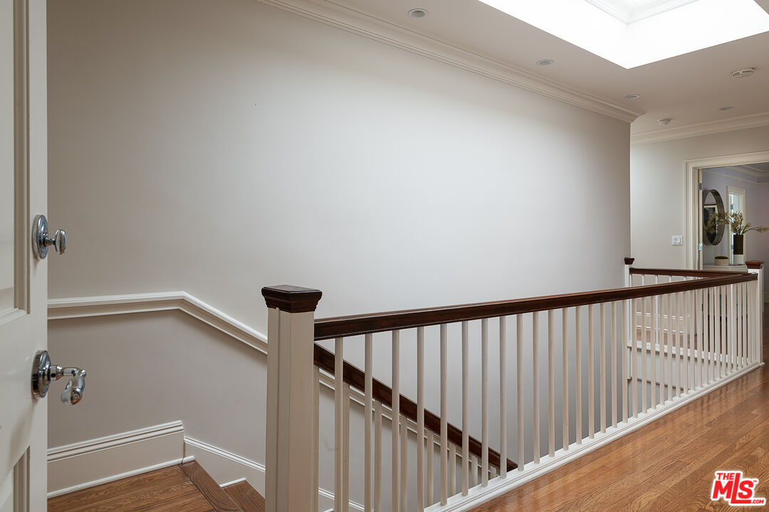 801 Devon Avenue Los Angeles, CA 90024 - Photo 16 of 29