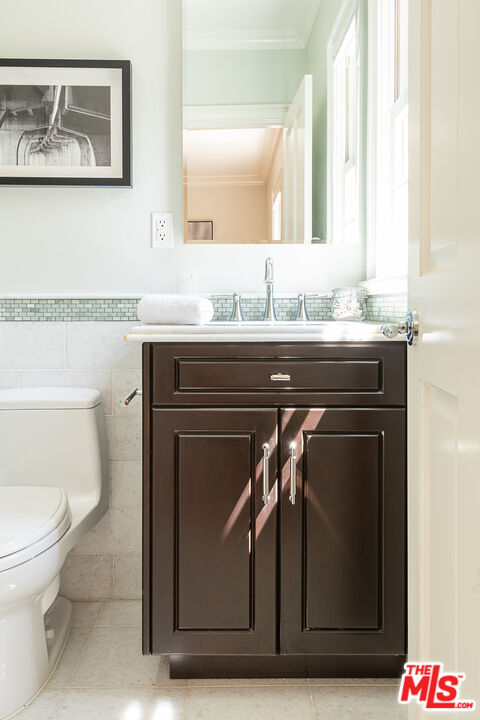 801 Devon Avenue Los Angeles, CA 90024 - Photo 26 of 29