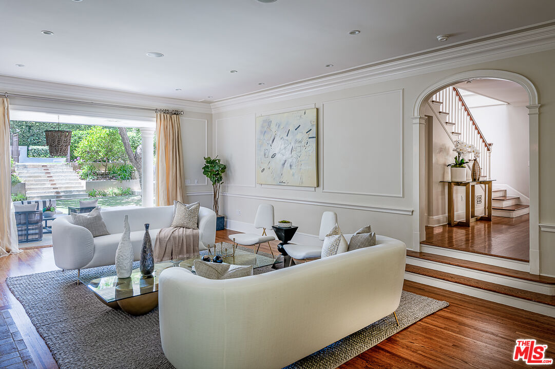 801 Devon Avenue Los Angeles, CA 90024 - Photo 4 of 29