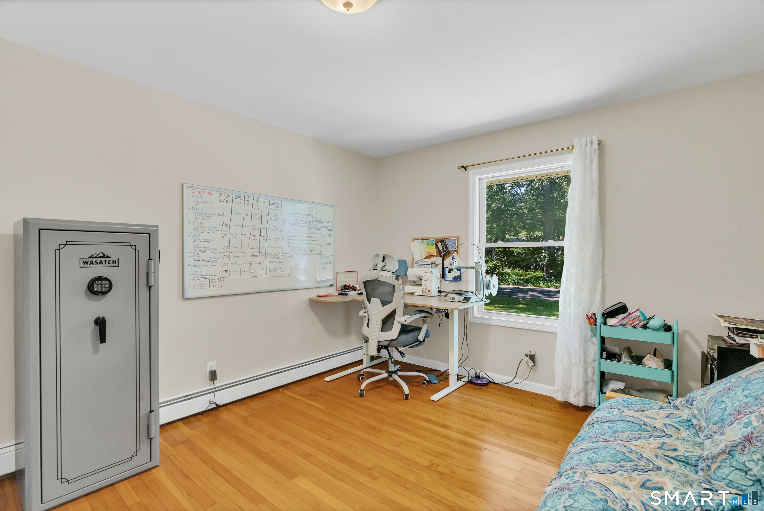 13 Foxcroft Road East Lyme, CT 06357 - Photo 14 of 36