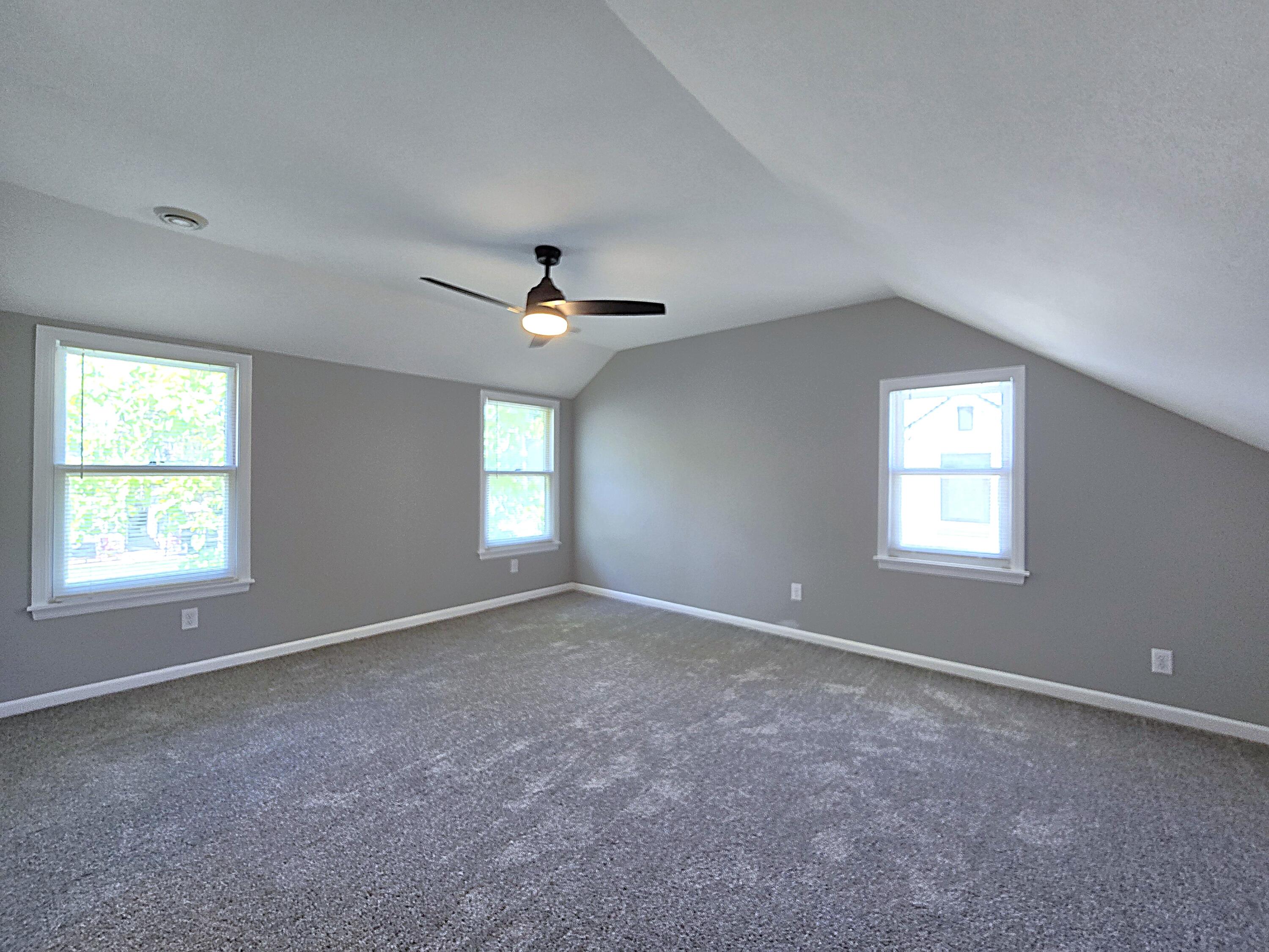 4445 South Burrell Street Milwaukee, WI 53207 - Photo 23 of 44 Primary Suite