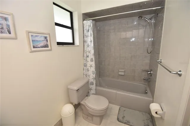 $2,300 | 18 Covington Lane, Palm Coast, FL 32137