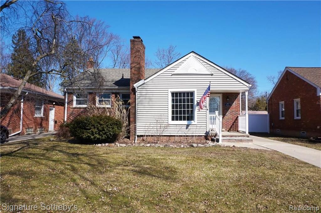 2563 Dorchester Road Birmingham, MI 48009 - Photo 1 of 27
