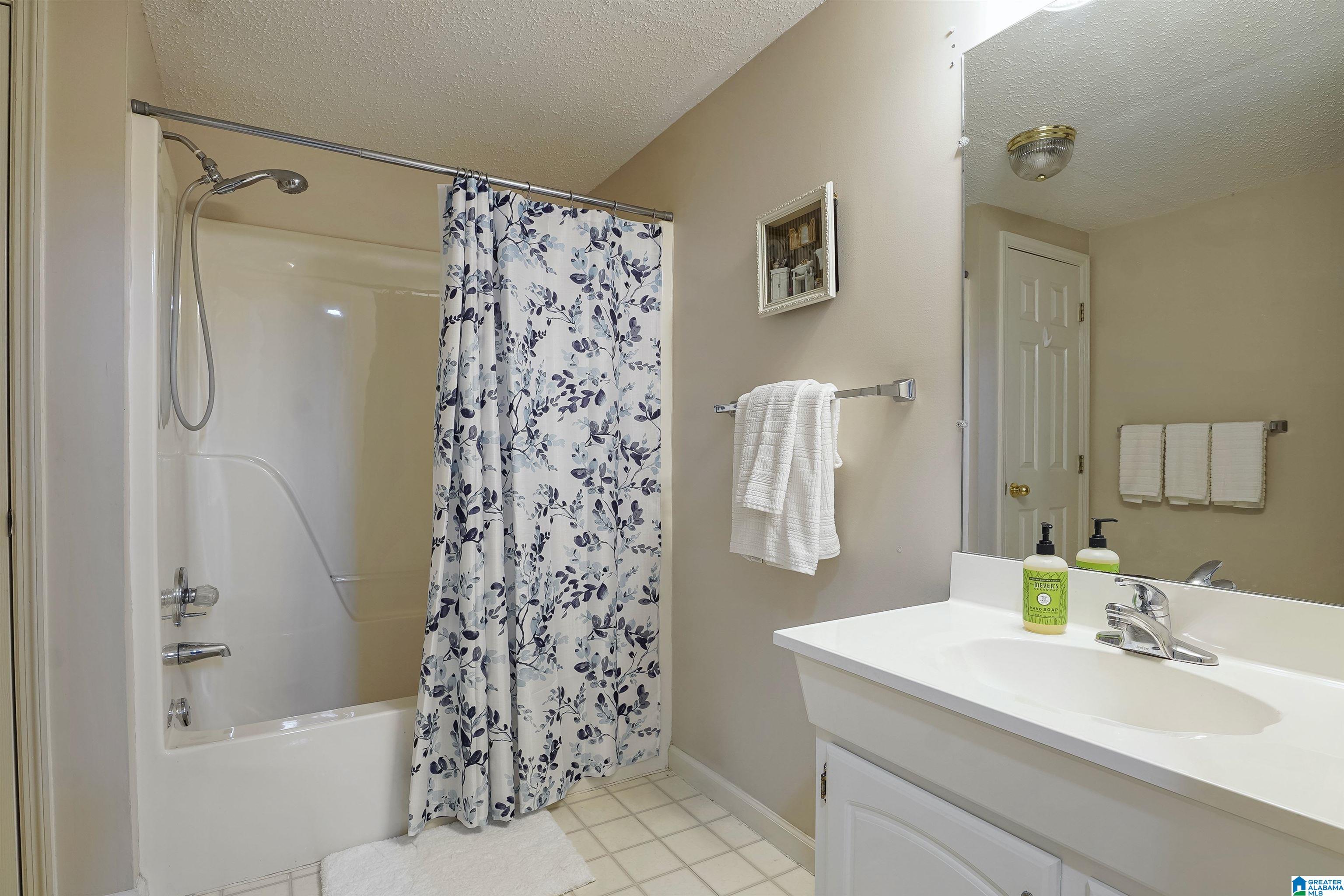1044 Independence Court Alabaster, AL 35007 - Photo 19 of 23