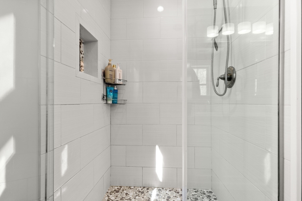 46 True Road Salisbury, MA 01952 - Photo 19 of 42