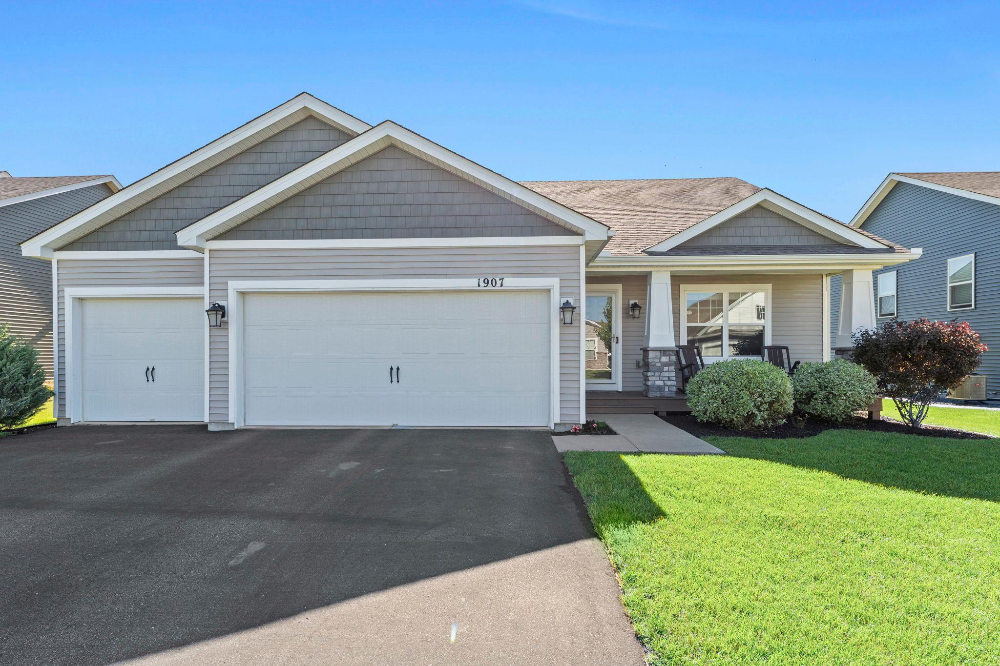 1907 Meridian Curve Carver, MN 55315 - Photo 12 of 81