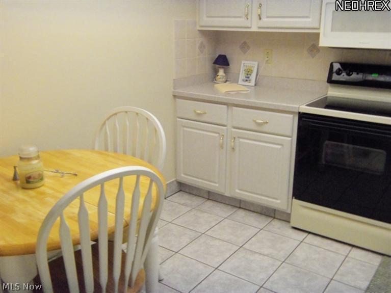 22976 Maple Ridge Road, Unit 104 North Olmsted, OH 44070 - Photo 8 of 17 Gallery Image 8