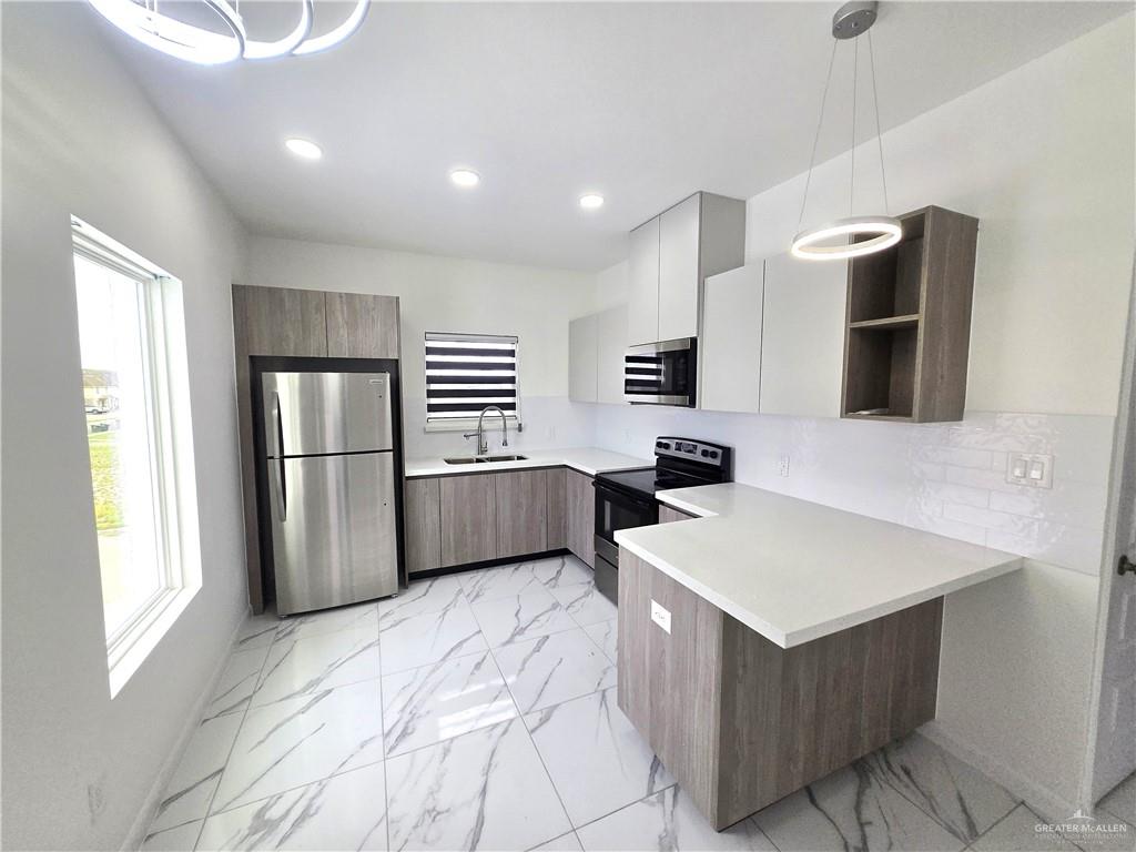 3201 Magdalena Street, Unit 10 Mission, TX 78573 - Photo 2 of 13