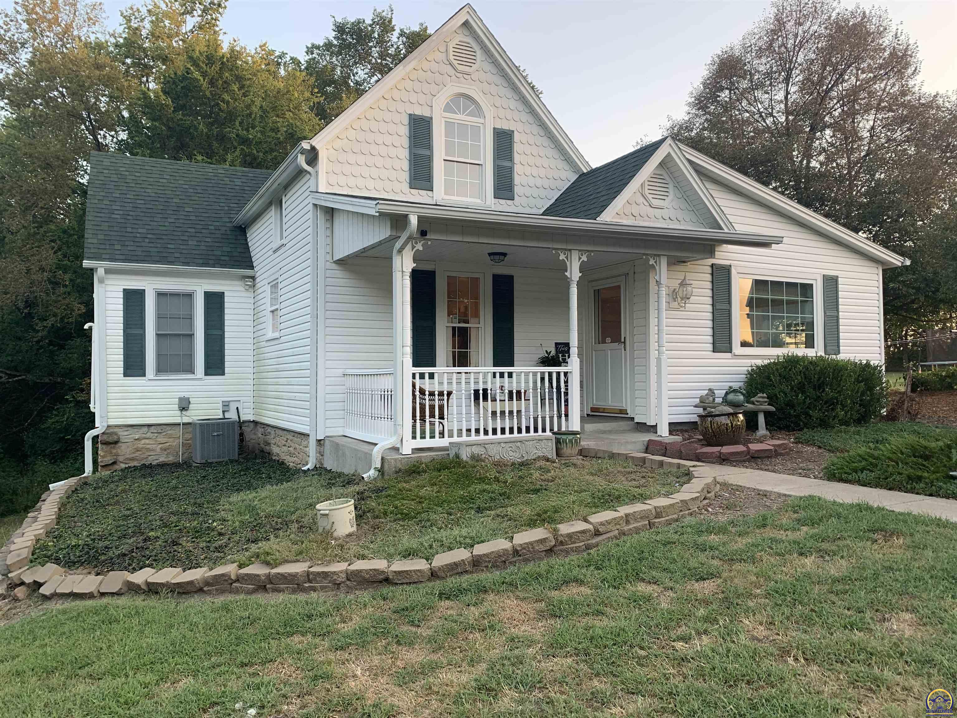 3234 Southwest Carlson Road Topeka, KS 66614 - Photo 1 of 1 Gallery Image 1