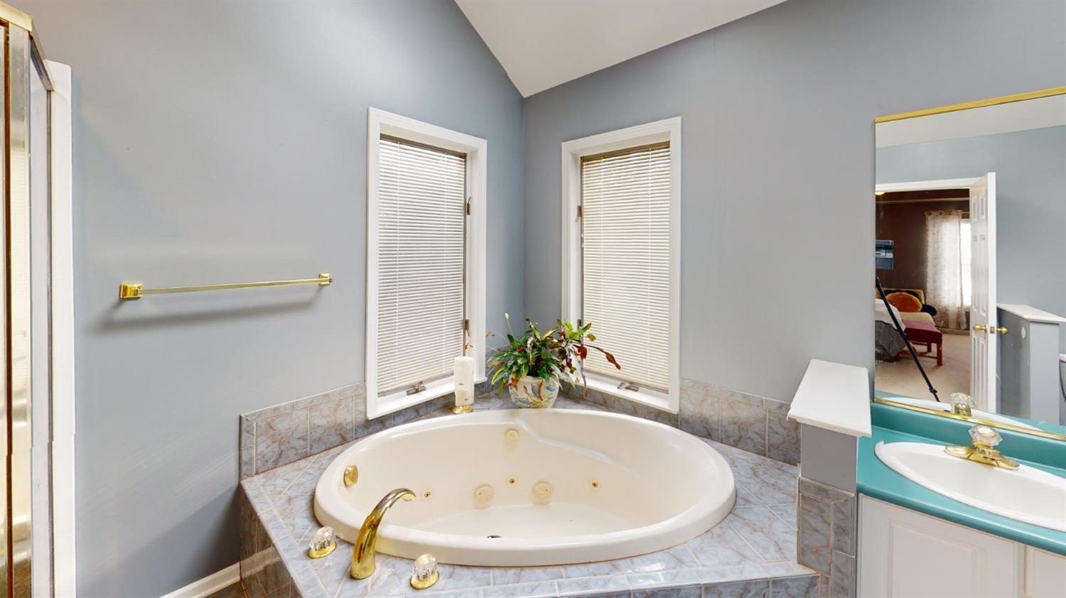 1014 Treadway Road Munster, IN 46321 - Photo 14 of 23 1500x842