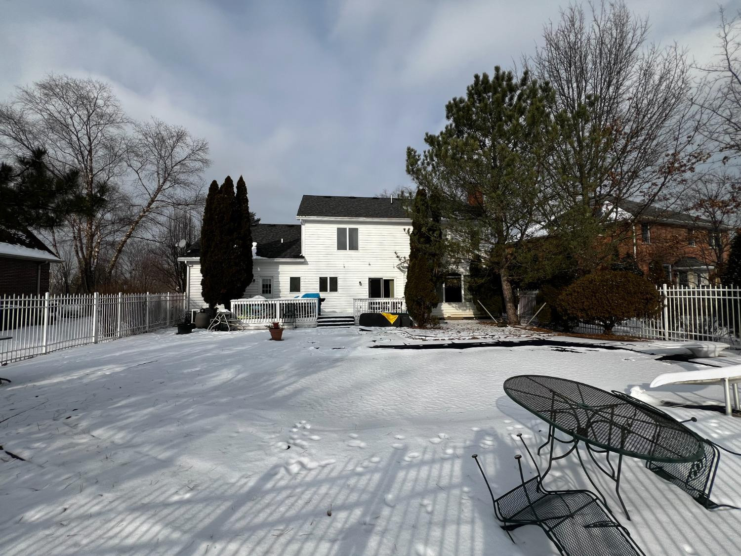 1014 Treadway Road Munster, IN 46321 - Photo 20 of 23 1500x1125