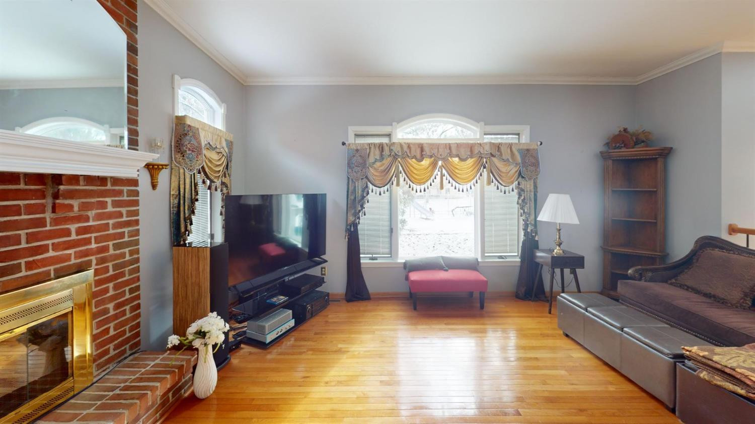 1014 Treadway Road Munster, IN 46321 - Photo 7 of 23 1500x842