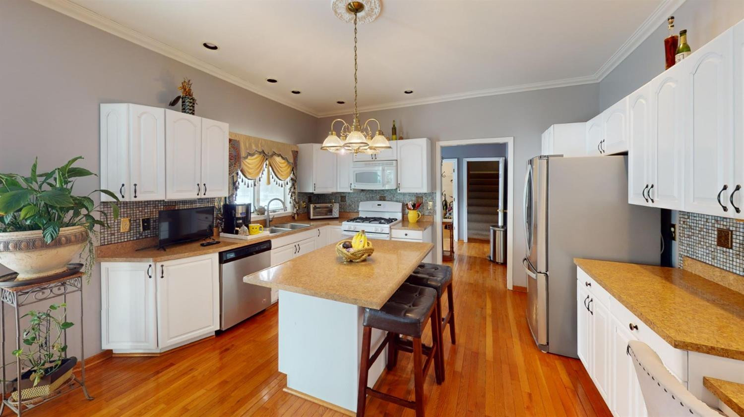 1014 Treadway Road Munster, IN 46321 - Photo 10 of 23 1500x842