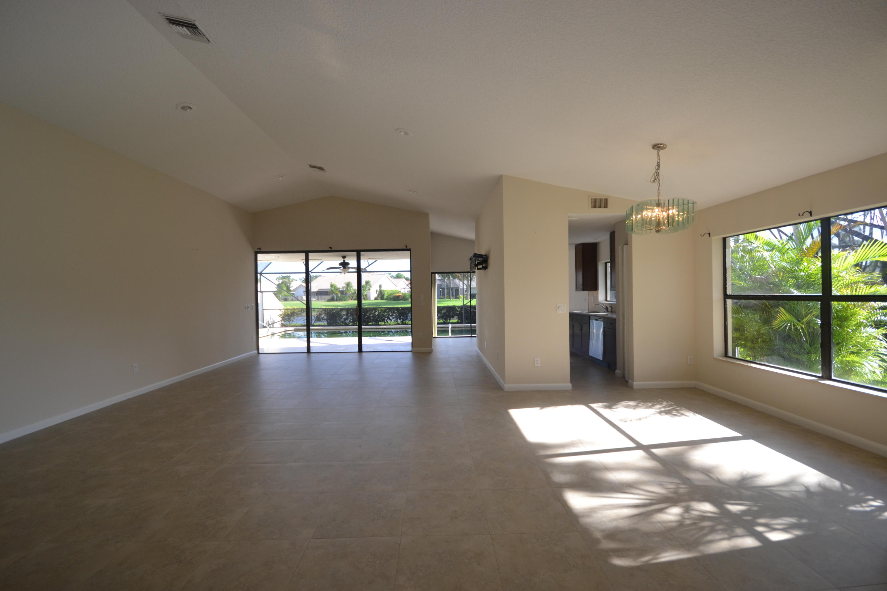 10176 Sunset Bend Drive Boca Raton, FL 33428 - Photo 7 of 41 31 Ft Great Room