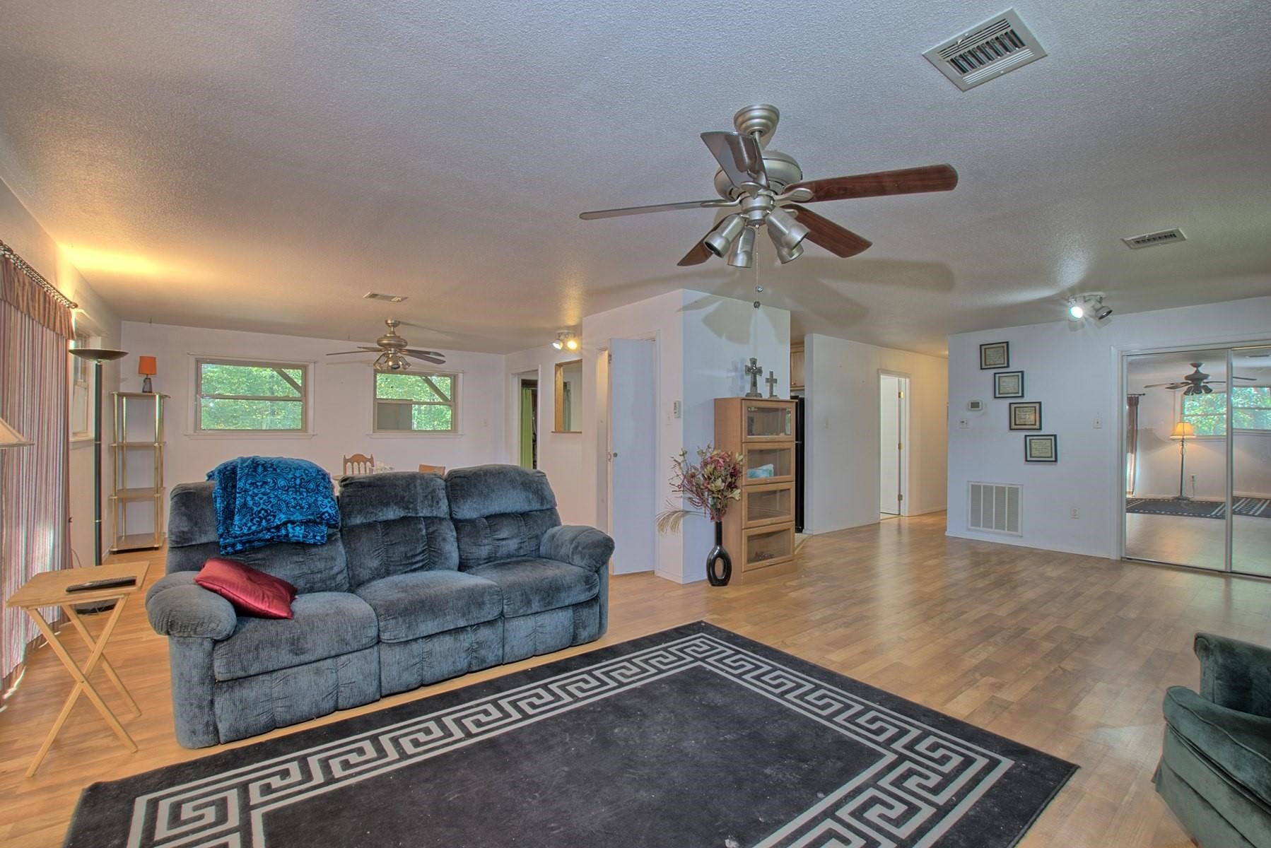 360 Oakhill Road Hemphill, TX 75948 - Photo 15 of 31
